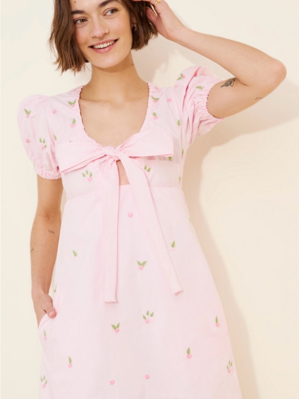 Fanm Mon Greta Pink Bow-Front Embroidered Mini Dress - Picture 2 of 10